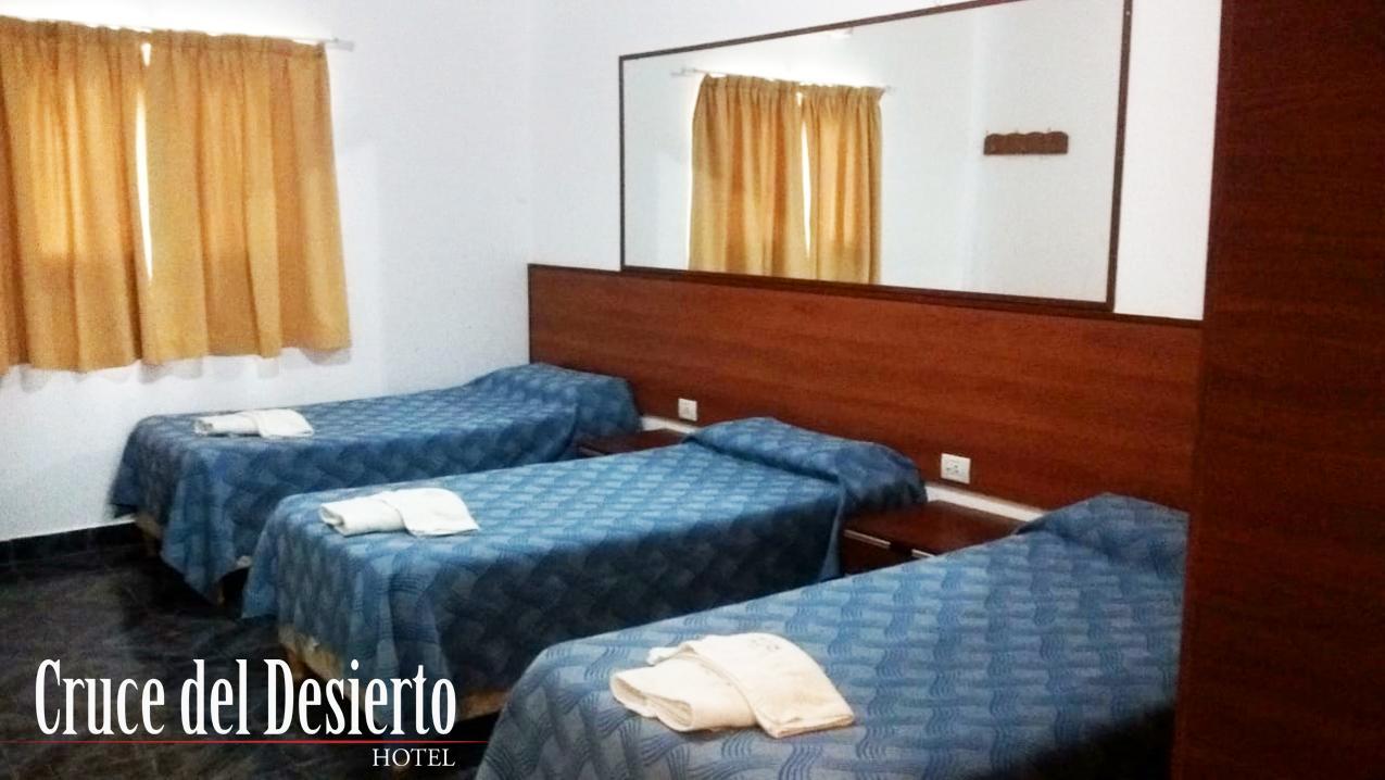 Hotel Cruce Del Desierto Veinticinco de Mayo  Bagian luar foto